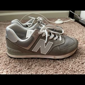 Good Condtion New Balance 574 Size W 8